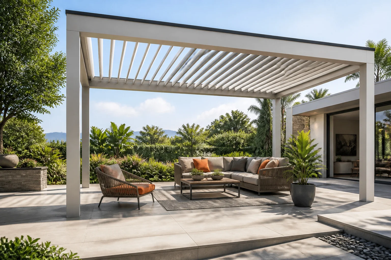 Pergola bioclimatique moderne sur terrasse